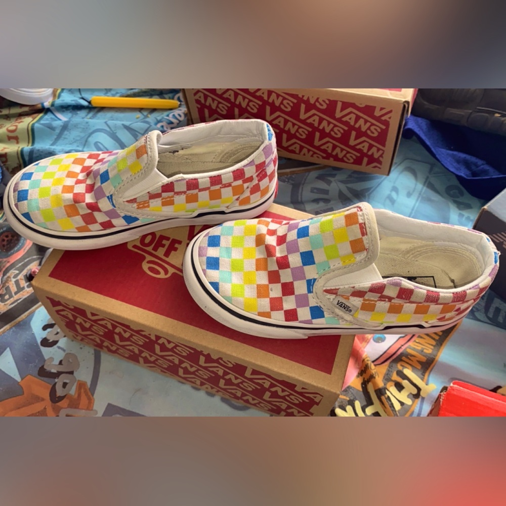 Vans Rainbow Slip-On’s Size 10
